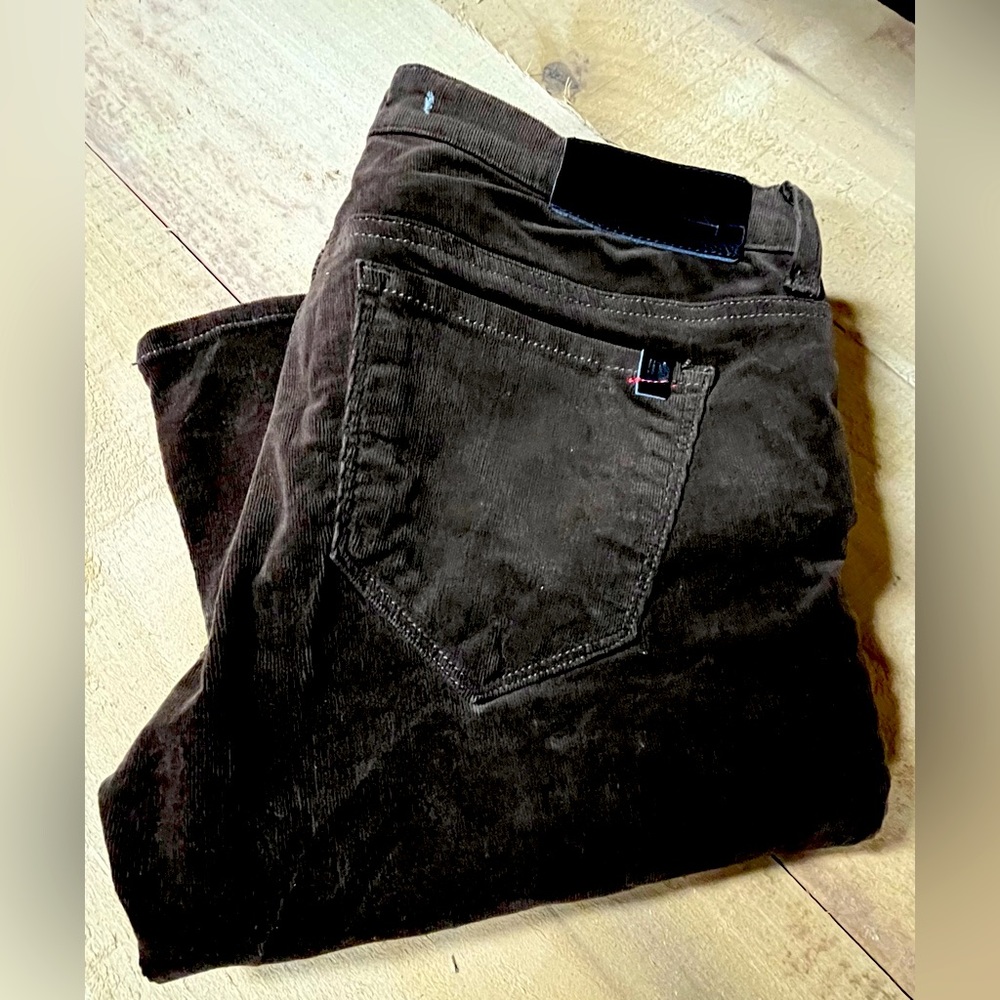IT Brand Chocolate Corduroy